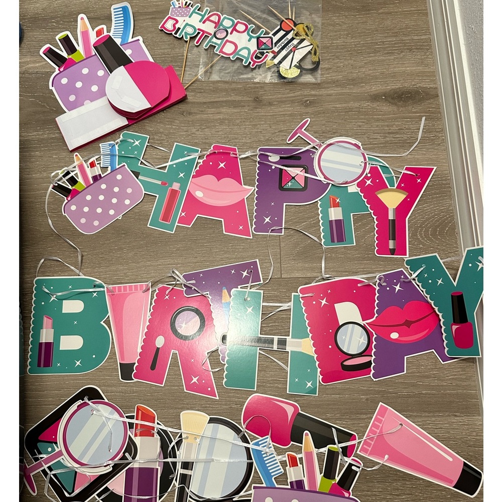 Makeup Themed Birthday Decorations